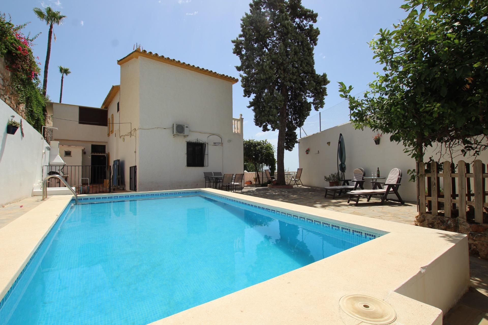 Piscina de Casa o xalet en venda en Benalmádena amb Aire condicionat, Jardí privat i Terrassa