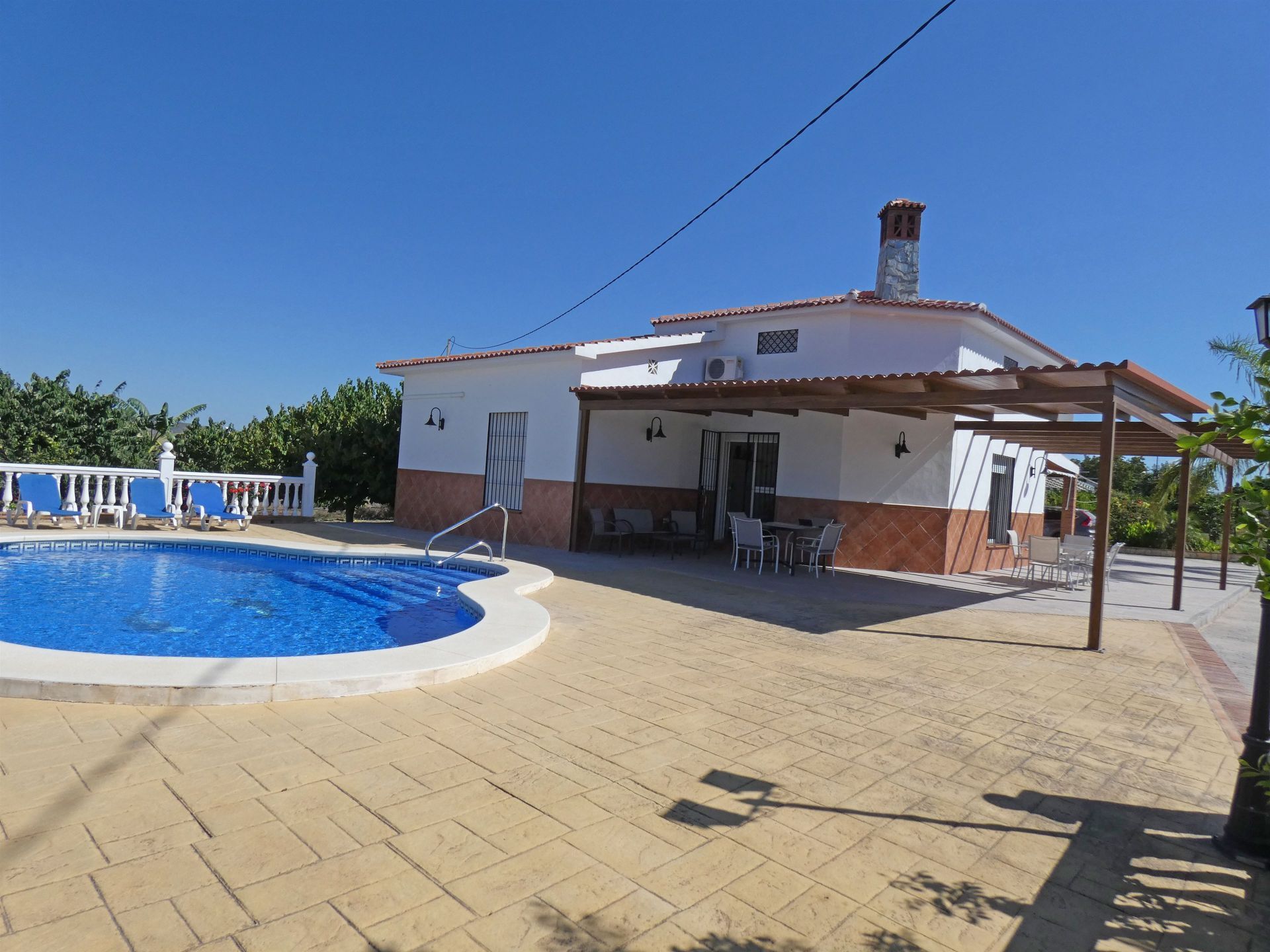 Exterior view of Country house to rent in Alhaurín de la Torre  with Air Conditioner and Swimming Pool