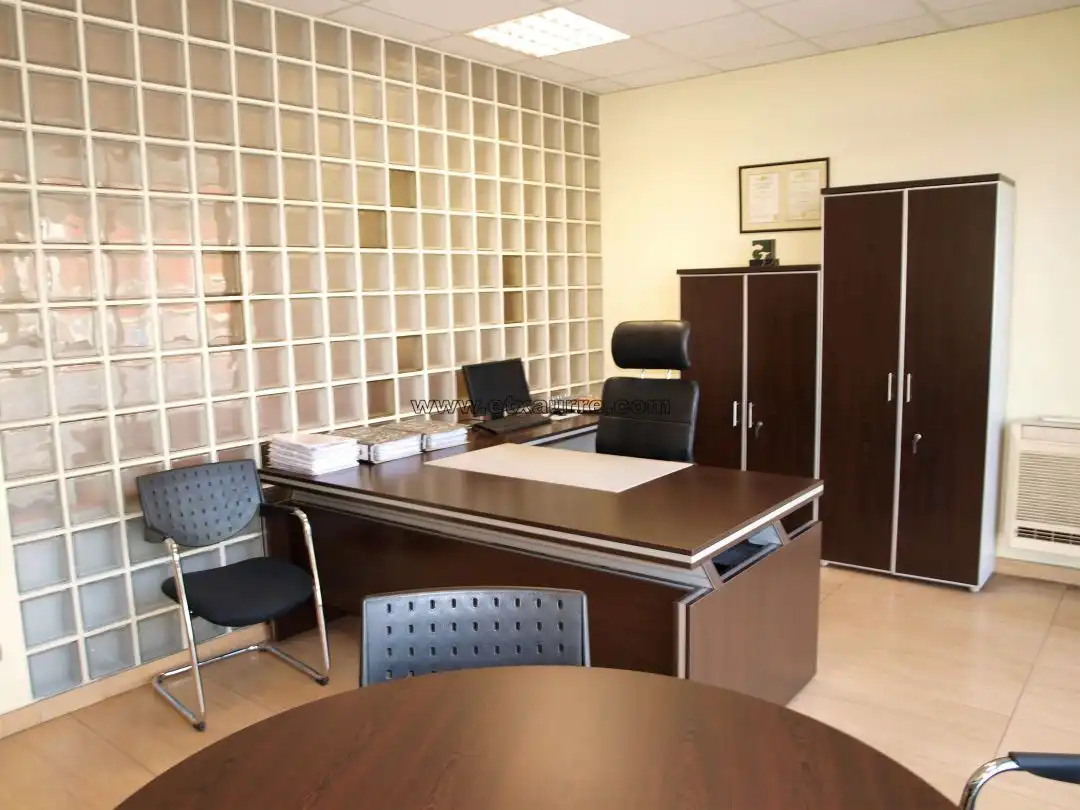 Industrial buildings for rent in Orozko