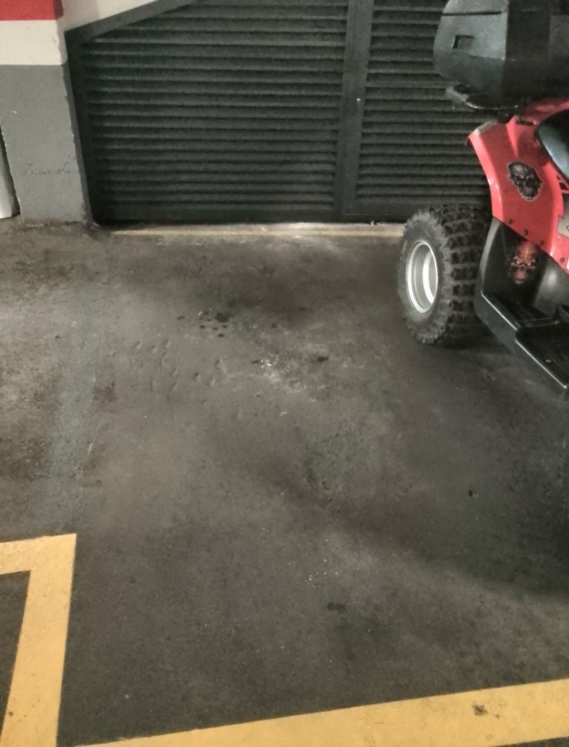 Garage to rent in Santa Coloma de Gramenet