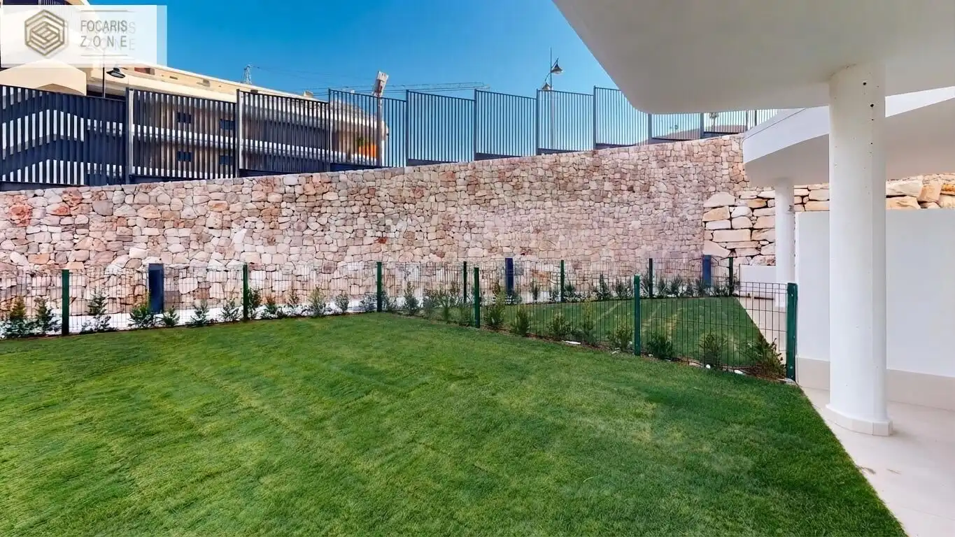 Piso con terraza en venta en Calle Fuengirola, imagen 13