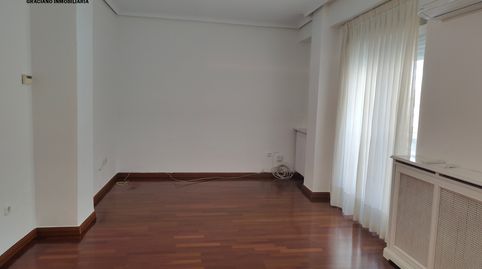 Foto 2 de Piso de alquiler en Calle Feria, 31, Feria, Albacete Capital