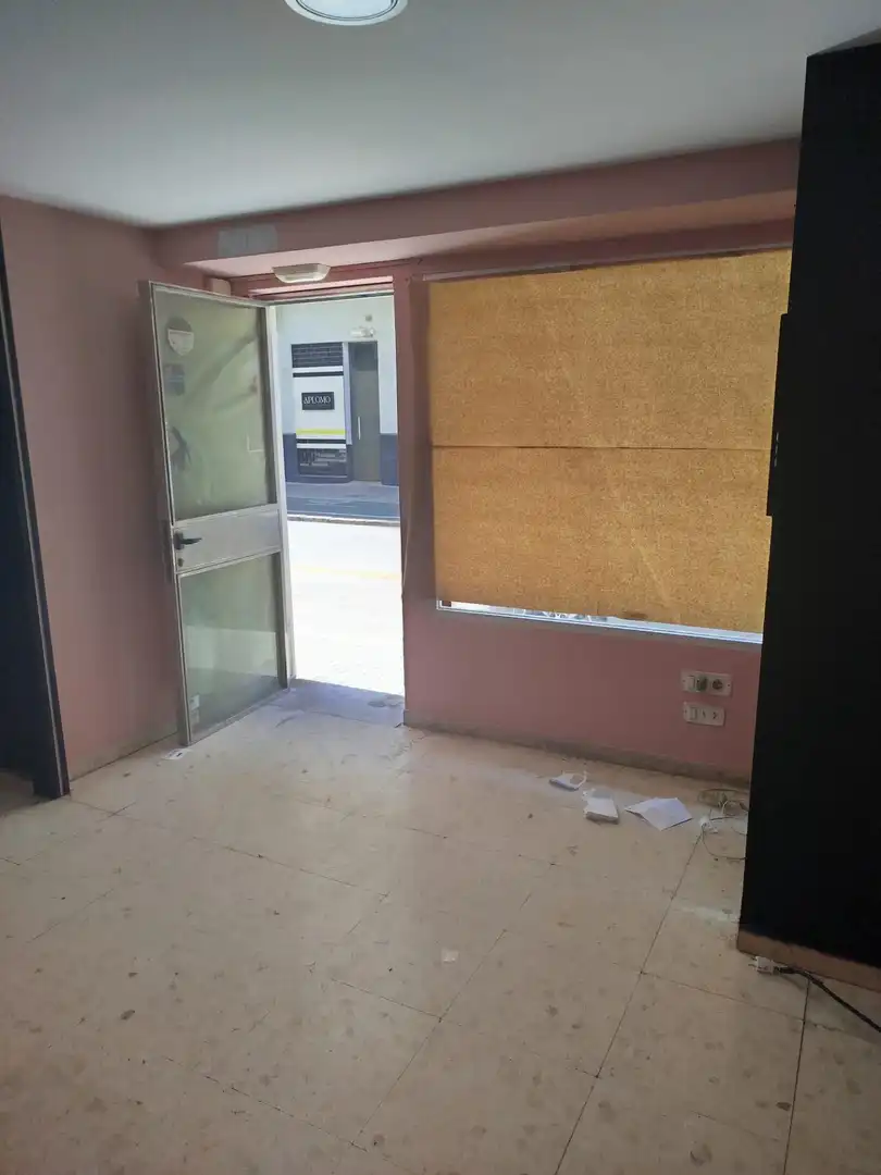 Local de alquiler en Cádiz con Aire acondicionado