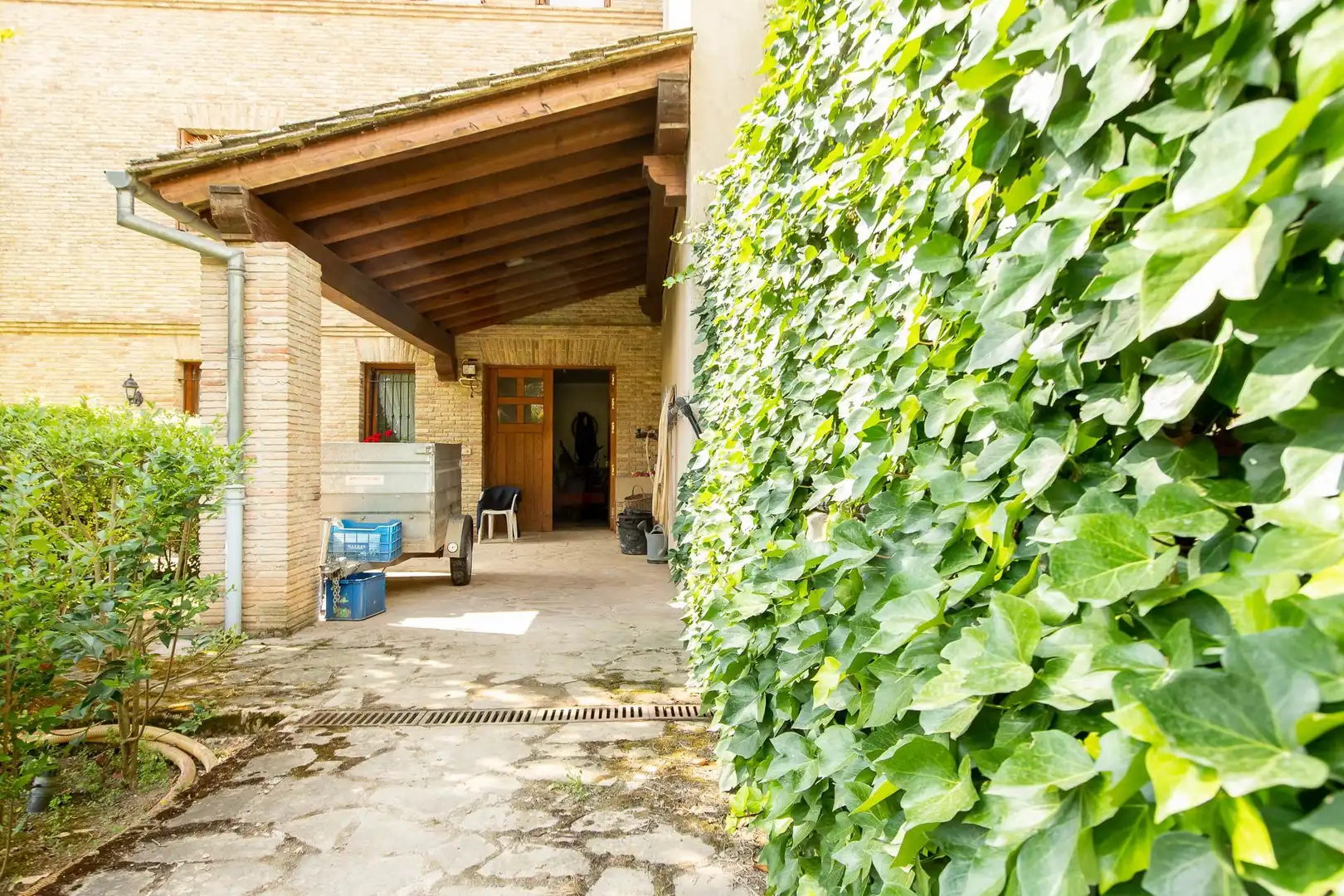 Vista exterior de Casa o chalet en venta en Puente la Reina / Gares con Calefacción, Jardín privado y Trastero