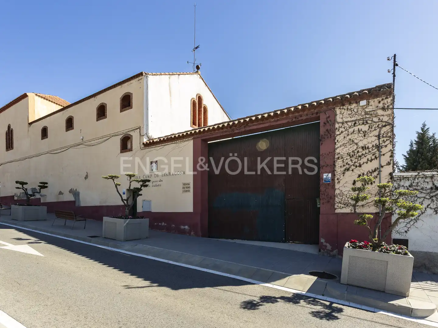 Vista exterior de Edificio en venta en Amposta