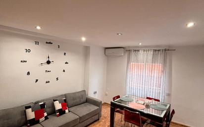 Living room of Flat for sale in Moncada  with Air Conditioner and Oven