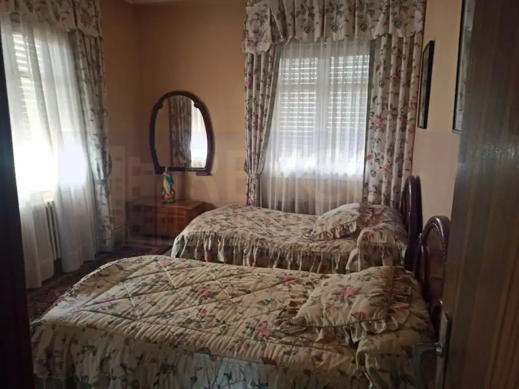 Bedroom of Houses for sale in Baños de Río Tobía  with Private garden, Swimming Pool and Balcony
