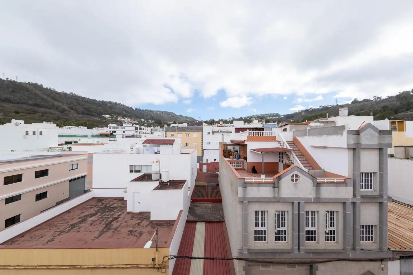 Vista exterior de Casa o xalet en venda en Arucas amb Terrassa