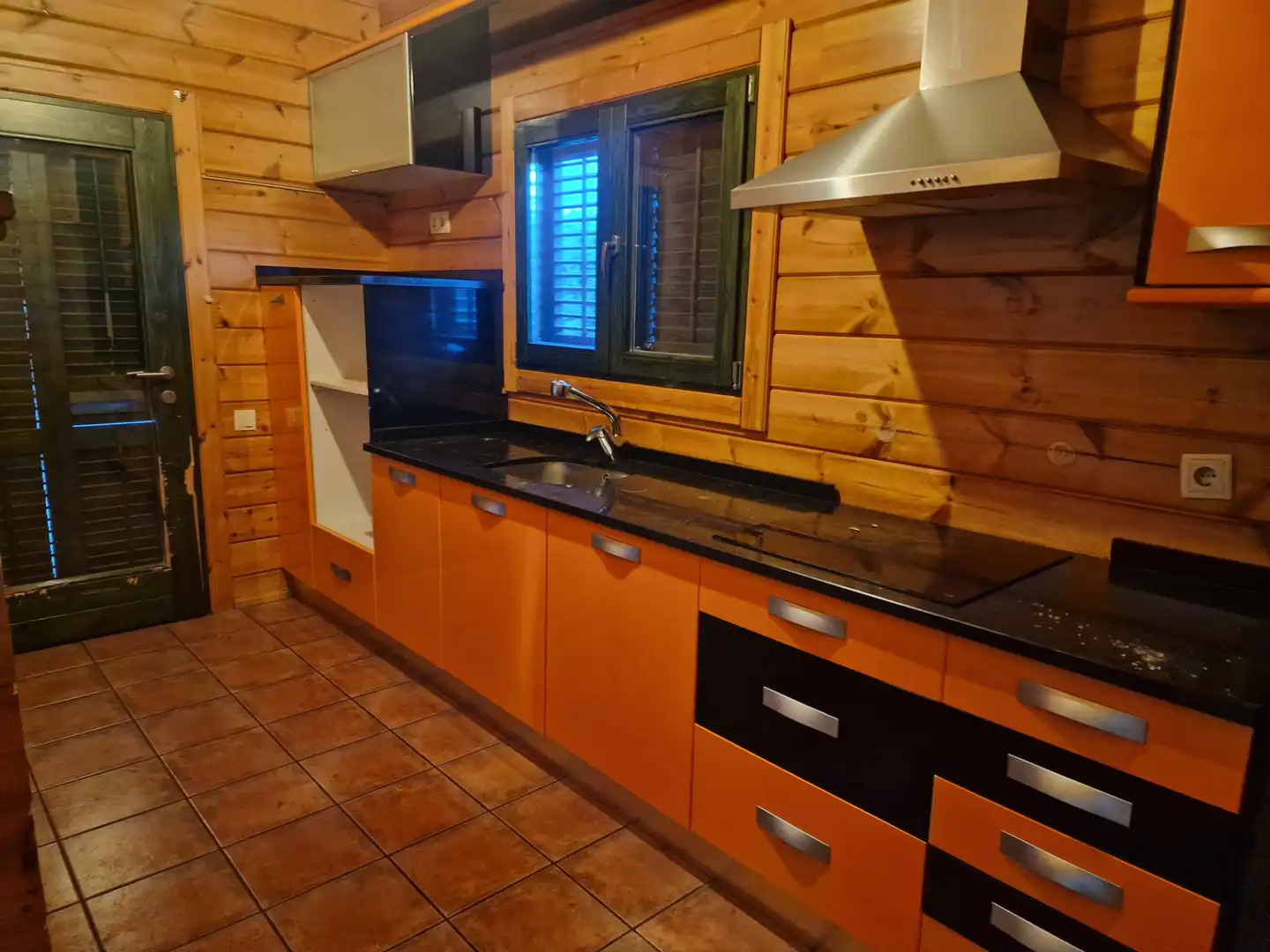 Cuina de Casa o xalet en venda en Nuevo Baztán amb Jardí privat, Parquet i Piscina
