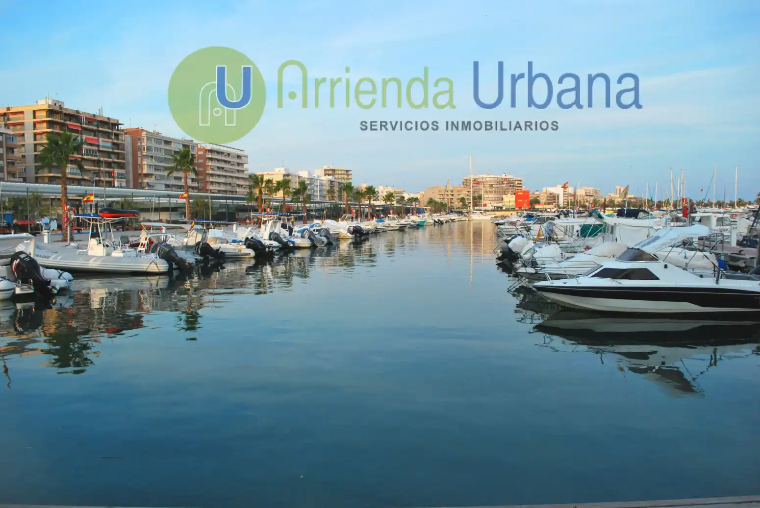 Vista exterior de Àtic en venda en Santa Pola amb Calefacció, Piscina i Balcó