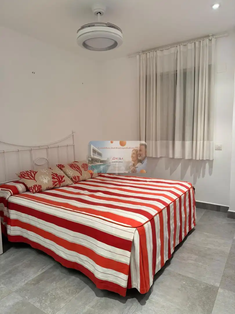 Habitación de Piso de alquiler en Benicasim / Benicàssim con Aire acondicionado, Calefacción y Terraza