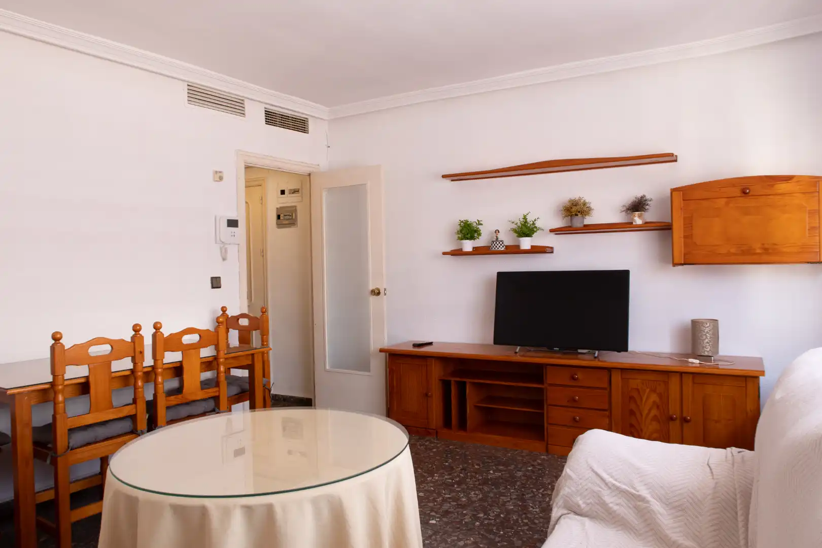 Flat with lift to rent in Calle Gumersindo Azcárate, imagen 3