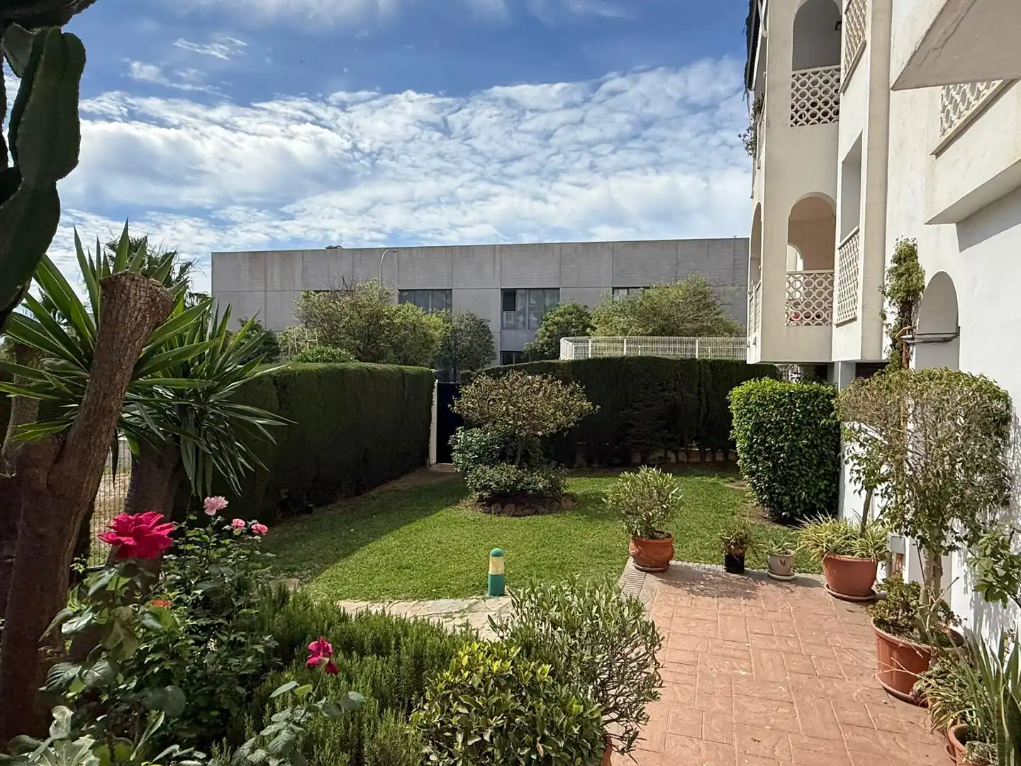 Exterior view of Flat for sale in Marbella  with Community pool