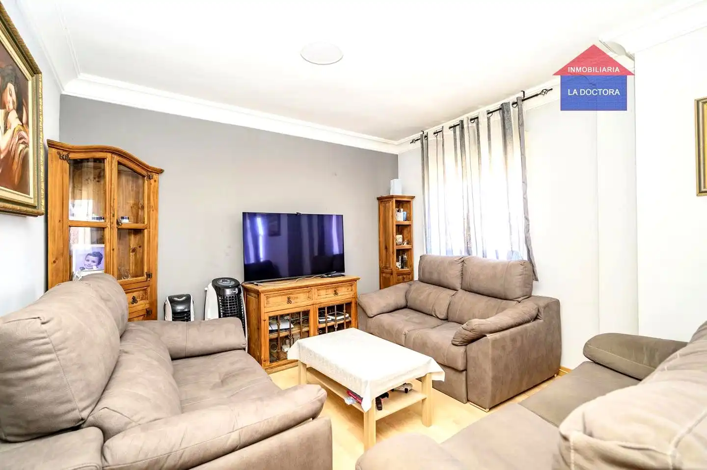 Sala de estar de Piso en venta en Navalcarnero con Calefacción, Terraza y Trastero