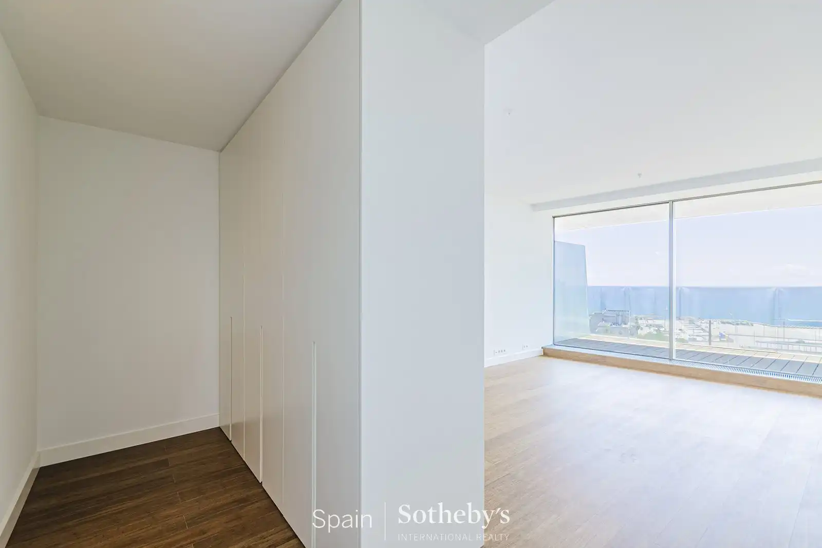 Dormitori de Apartament en venda en Barcelona amb Calefacció, Terrassa i Traster