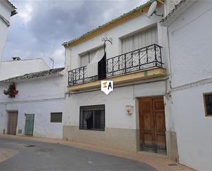 Vista exterior de Casa adosada en venda en Fuente-Tójar amb Traster i Internet