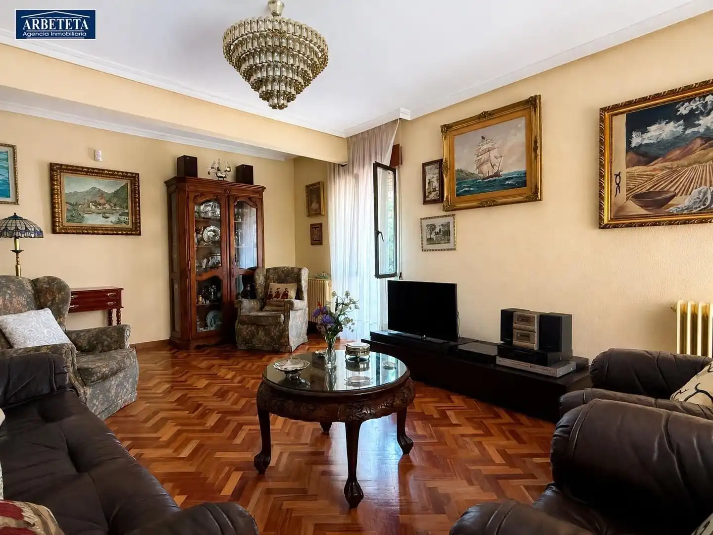 Sala d'estar de Pis en venda en Guadalajara amb Calefacció i Parquet