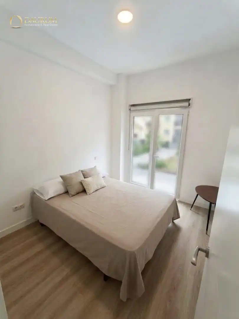 Schlafzimmer von Wohnung zum Verkauf in Madrid mit Klimaanlage und Heizung