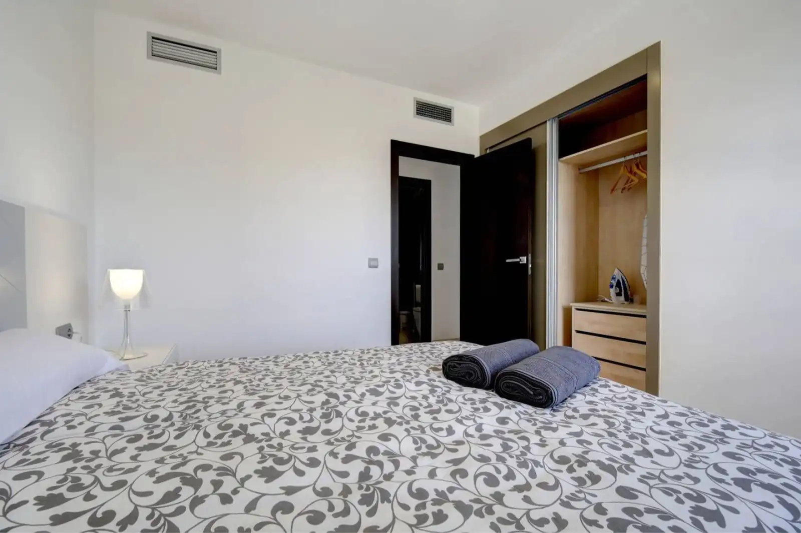 Apartamento con piscina en venta en Calle Los Arqueros 24, imagen 18
