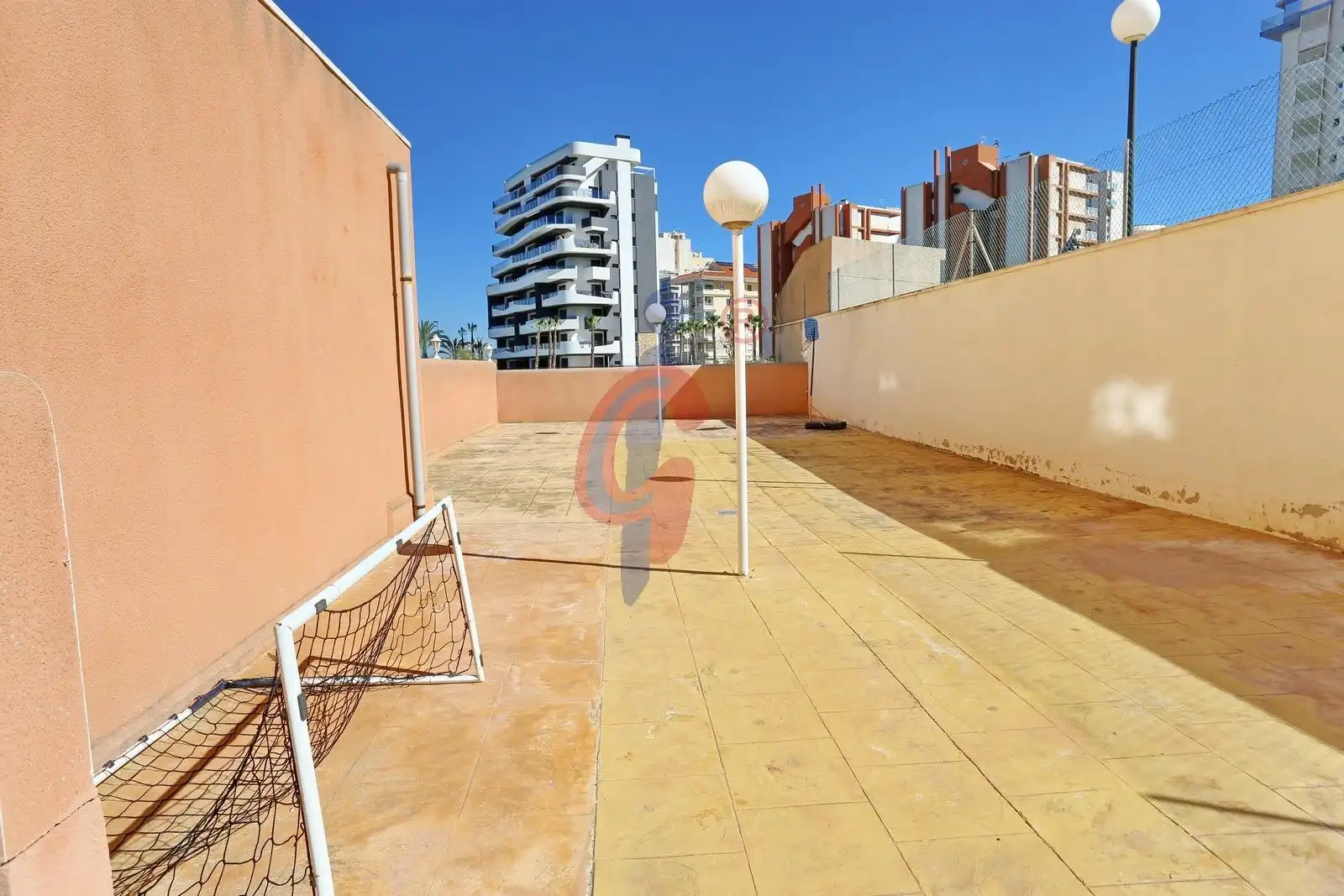 Terrassa de Planta baixa en venda en Guardamar del Segura amb Terrassa, Moblat i Piscina comunitària