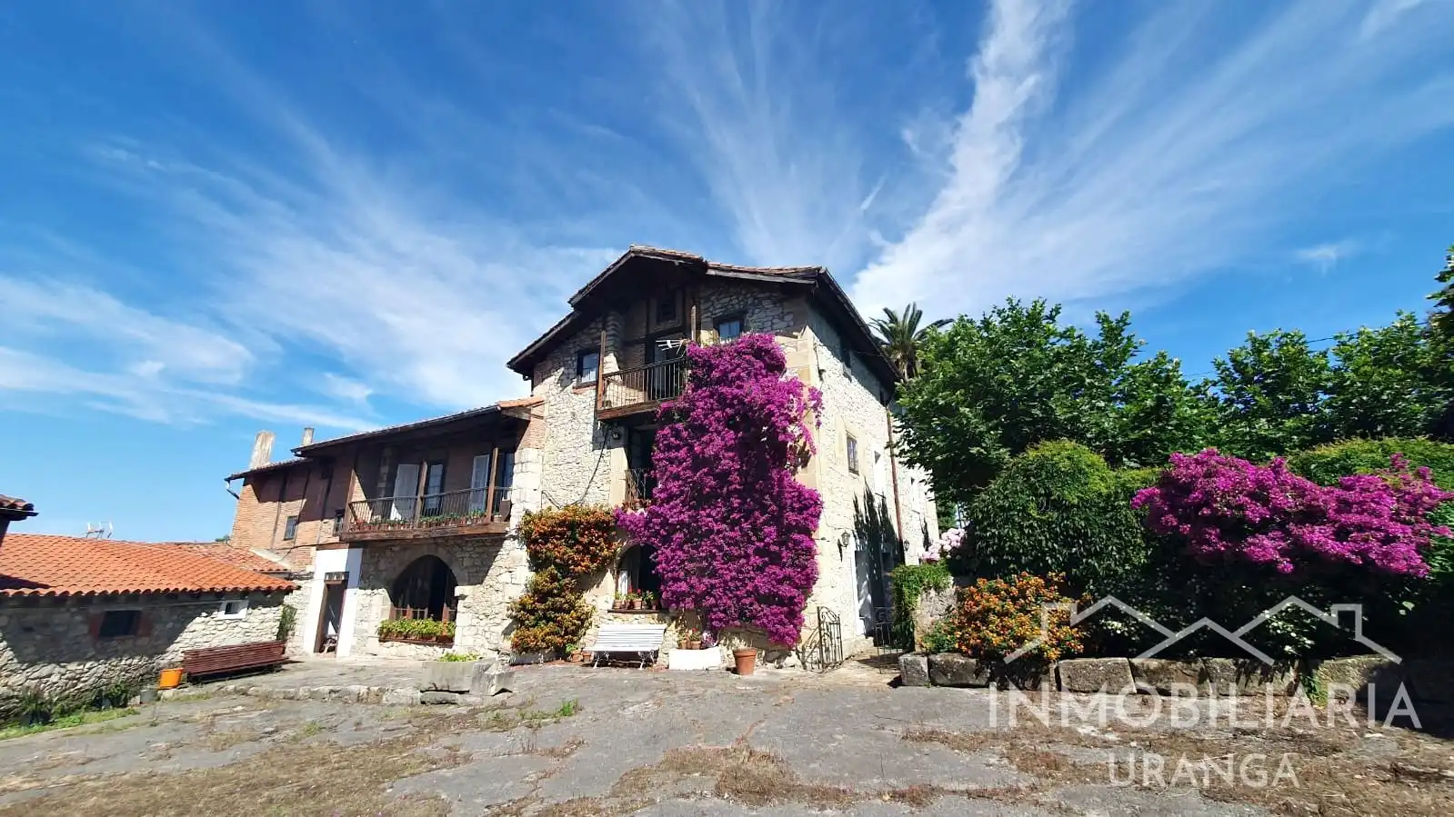 Haus oder Chalet zum Verkauf in Ribamontán al Mar mit Heizung, Privatgarten und Terrasse