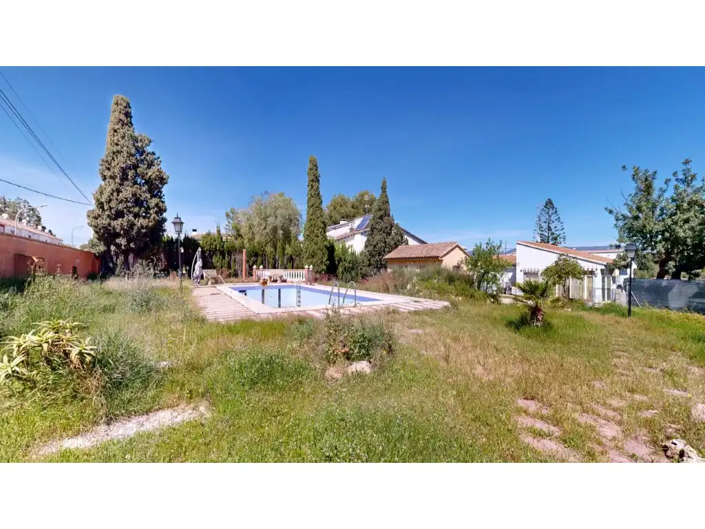 Garden of Houses for sale in La Pobla de Vallbona