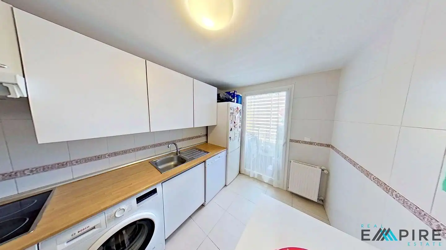 Kitchen of Flat for sale in Parla  with Air Conditioner, Heating and Storage room