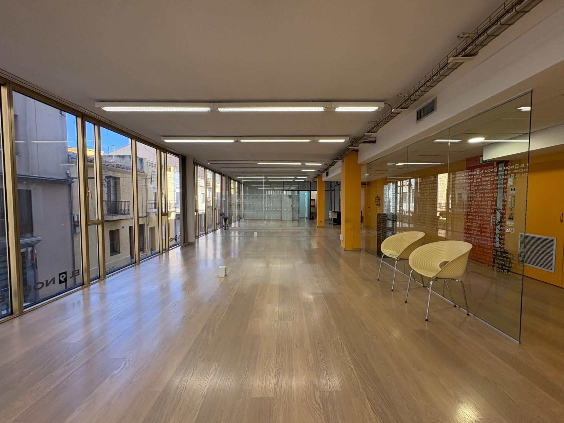 Oficina de lloguer a Carrer de Girona, Centre