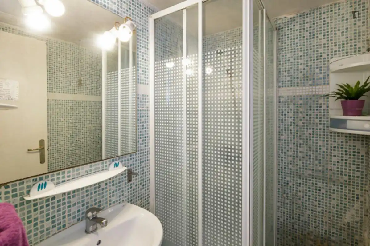 Room in Pedralbes