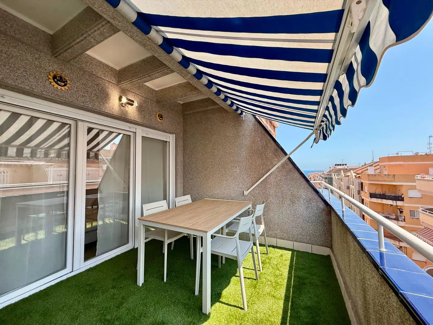 Ático con ascensor en venta en Calle C. la Loma 80
