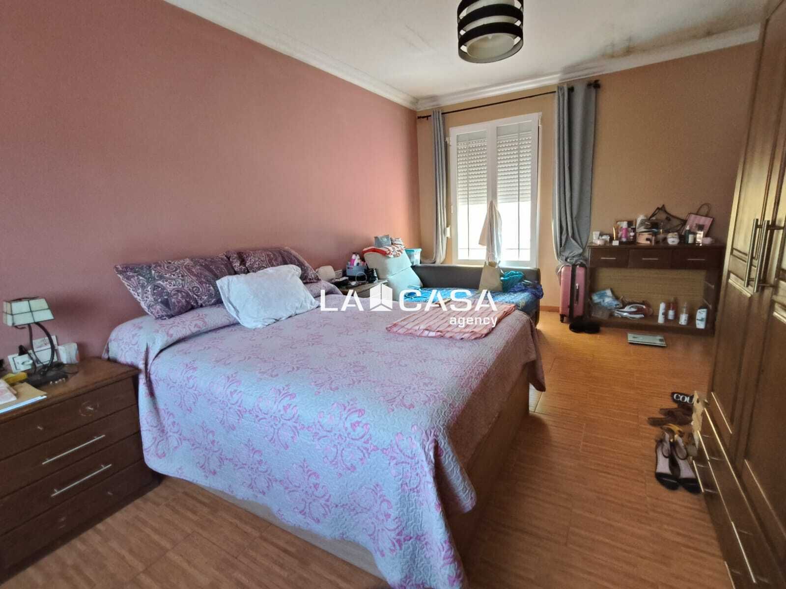 Dormitori de Casa o xalet en venda en Algeciras amb Terrassa, Traster i Balcó