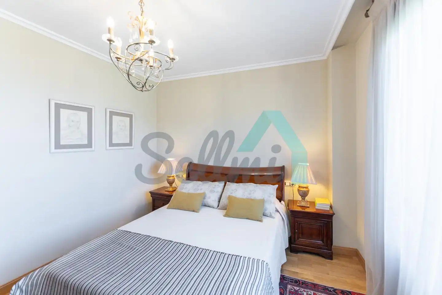 Habitación de Piso en venta en Oviedo  con Calefacción, Parquet y Trastero