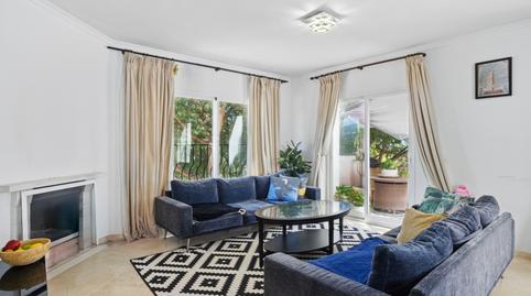 Foto 2 de Àtic en venda a Aloha, Málaga