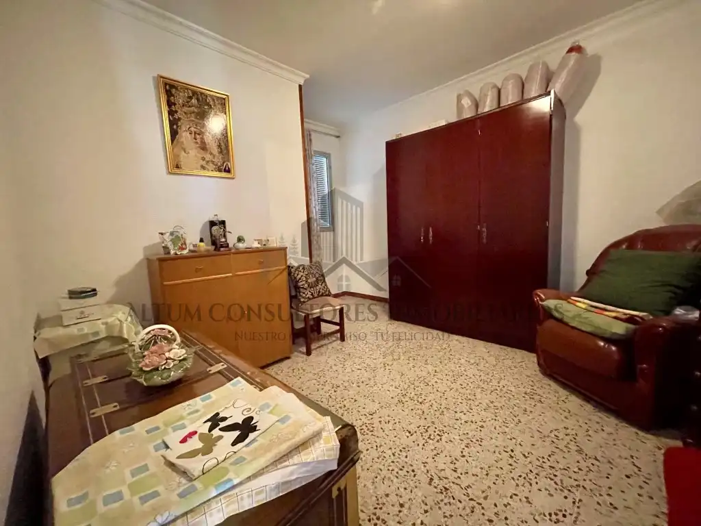 Bedroom of Flat for sale in Sevilla