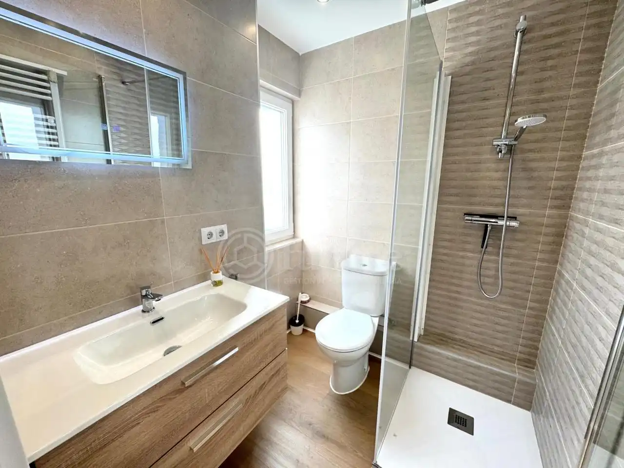 Badezimmer von Wohnung zur untervermieten in Salamanca mit Heizung, Möbliert und Balkon