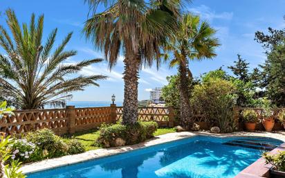 Garden of House or chalet for sale in Fuengirola  with Air Conditioner and Swimming Pool