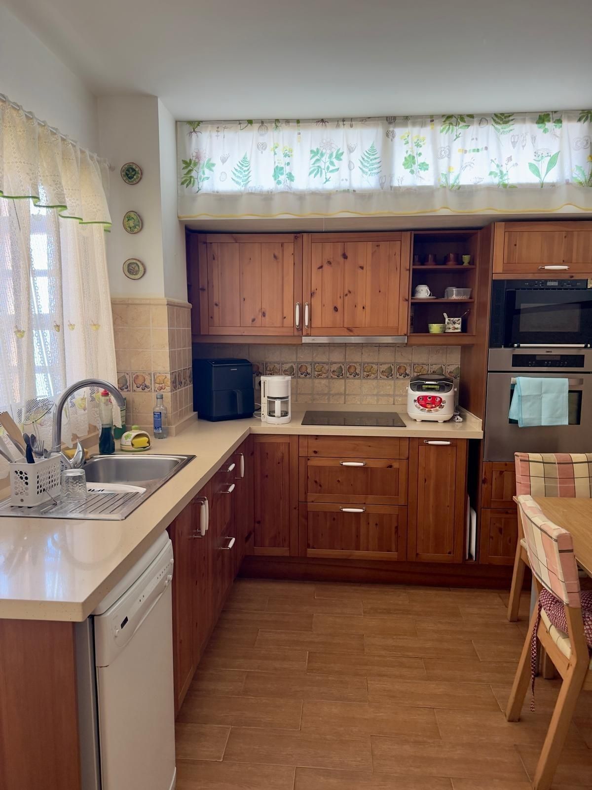 Kitchen of Flat for sale in Las Palmas de Gran Canaria  with Storage room