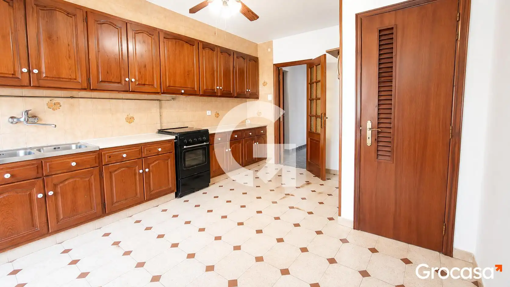 Cocina de Piso en venta en Vilanova i la Geltrú con Calefacción