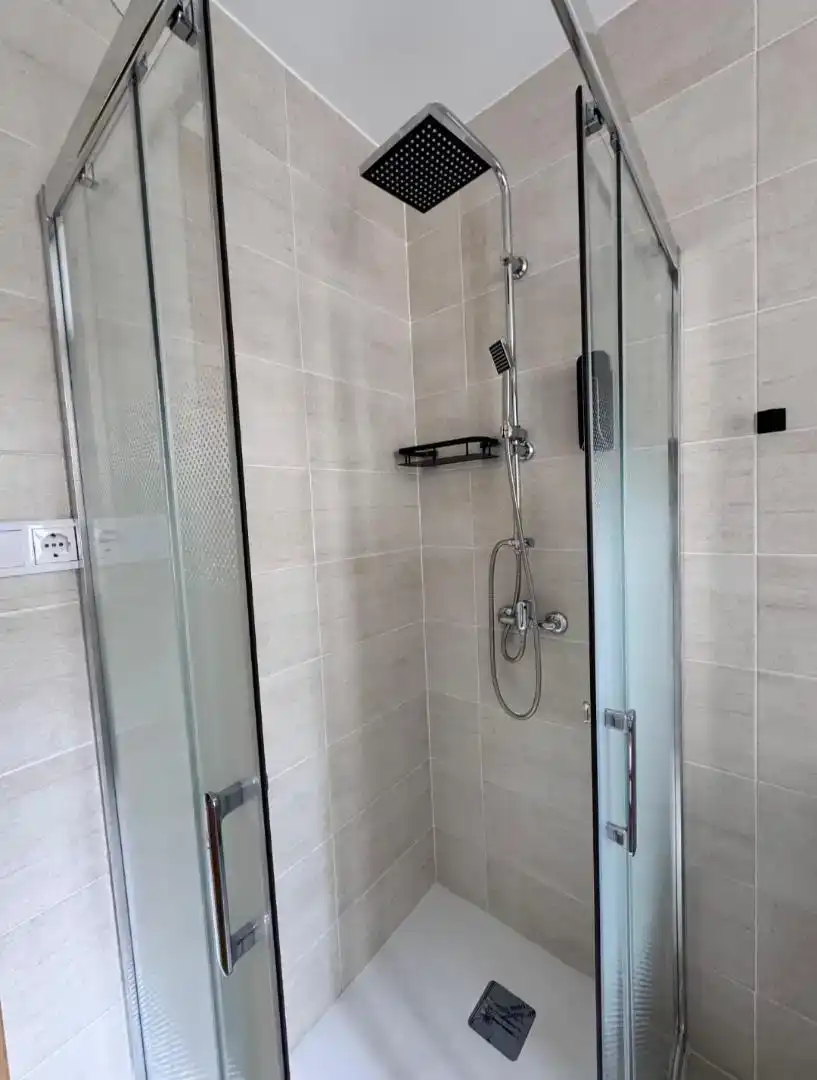 Bathroom of Flat for rent in Ourense Capital 