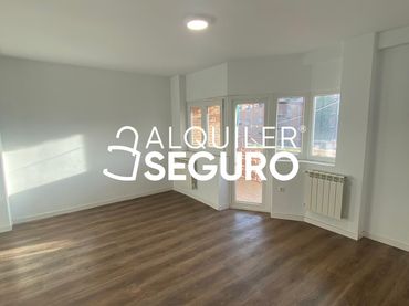Flat with lift to rent in Luis Ibarra Landete