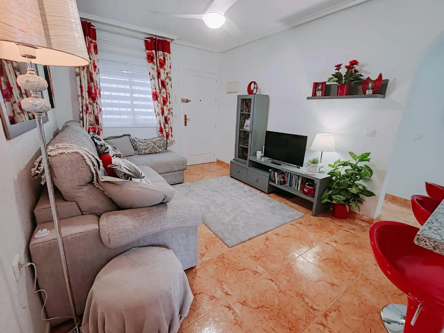 Bungalow con piscina en venta en Zona Carrefour - Urbanizaciones, imagen 7