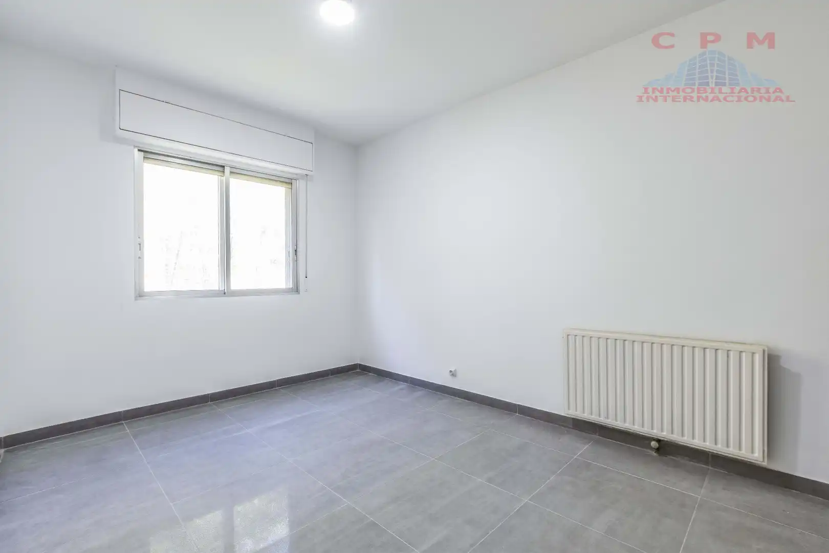 Schlafzimmer von Wohnung zur Miete in Madrid mit Klimaanlage, Heizung und Parkett