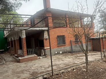 Xalet en venda a Urbanización Los Almendros