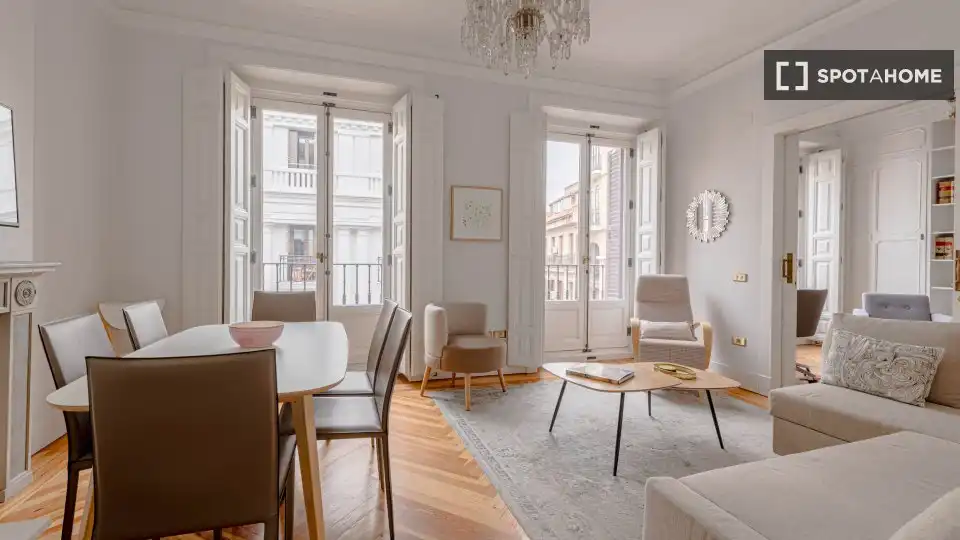 Appartement avec balcon à louer à Centro, imagen 2