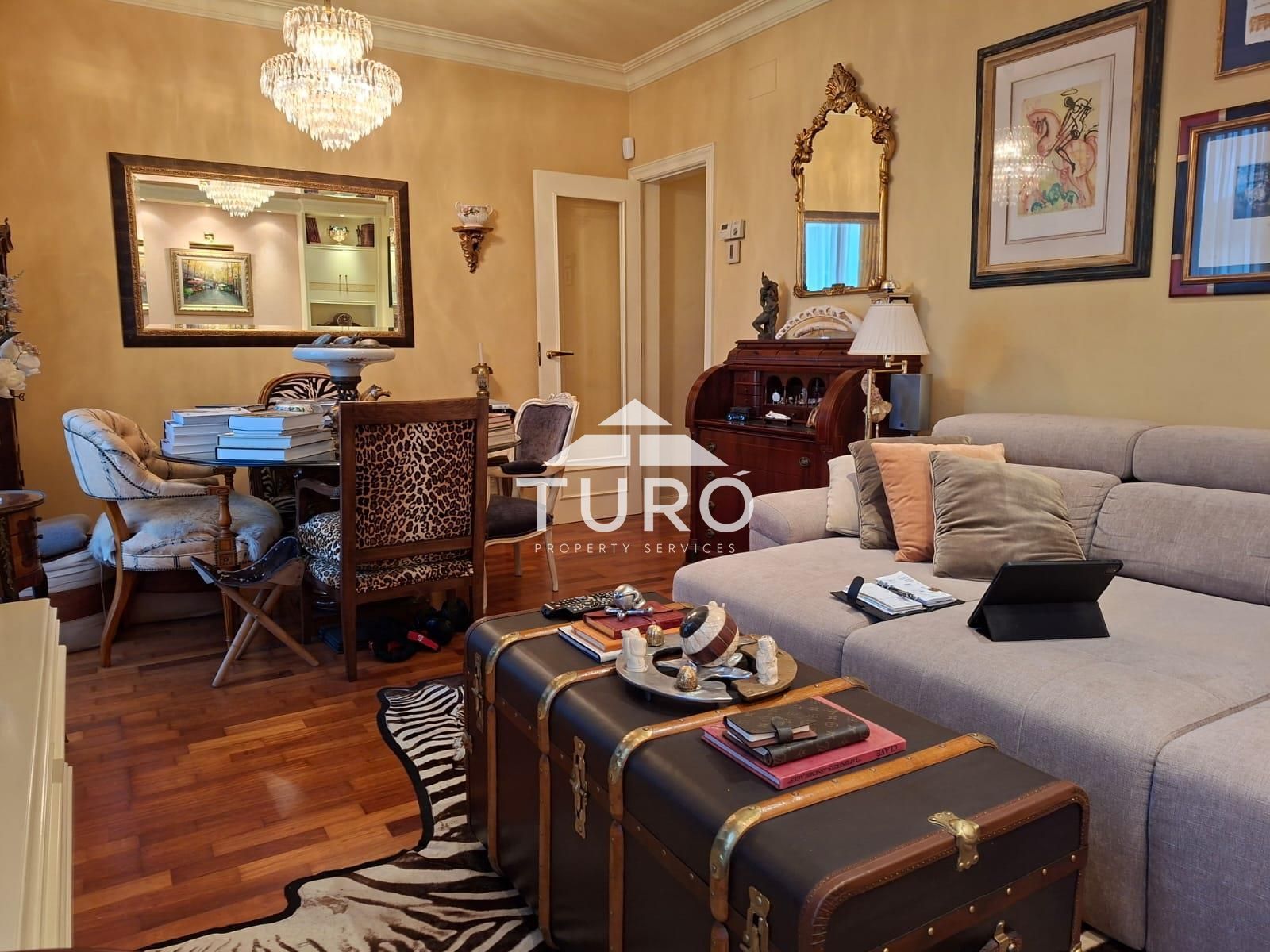 Sala de estar de Piso en venta en  Barcelona Capital con Aire acondicionado, Calefacción y Parquet