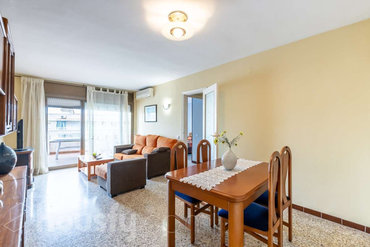 Flat for sale in AV TARRAGONA, Can Nicolau - Les Sorres - Valparaiso