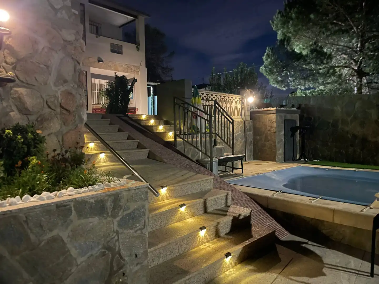 Terrassa de Casa o xalet en venda en Santa Cruz del Retamar amb Calefacció, Jardí privat i Terrassa