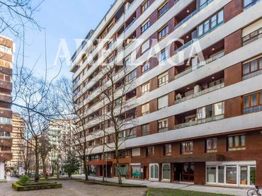 Appartement avec balcon à vendre à Calle de los Amezketa
