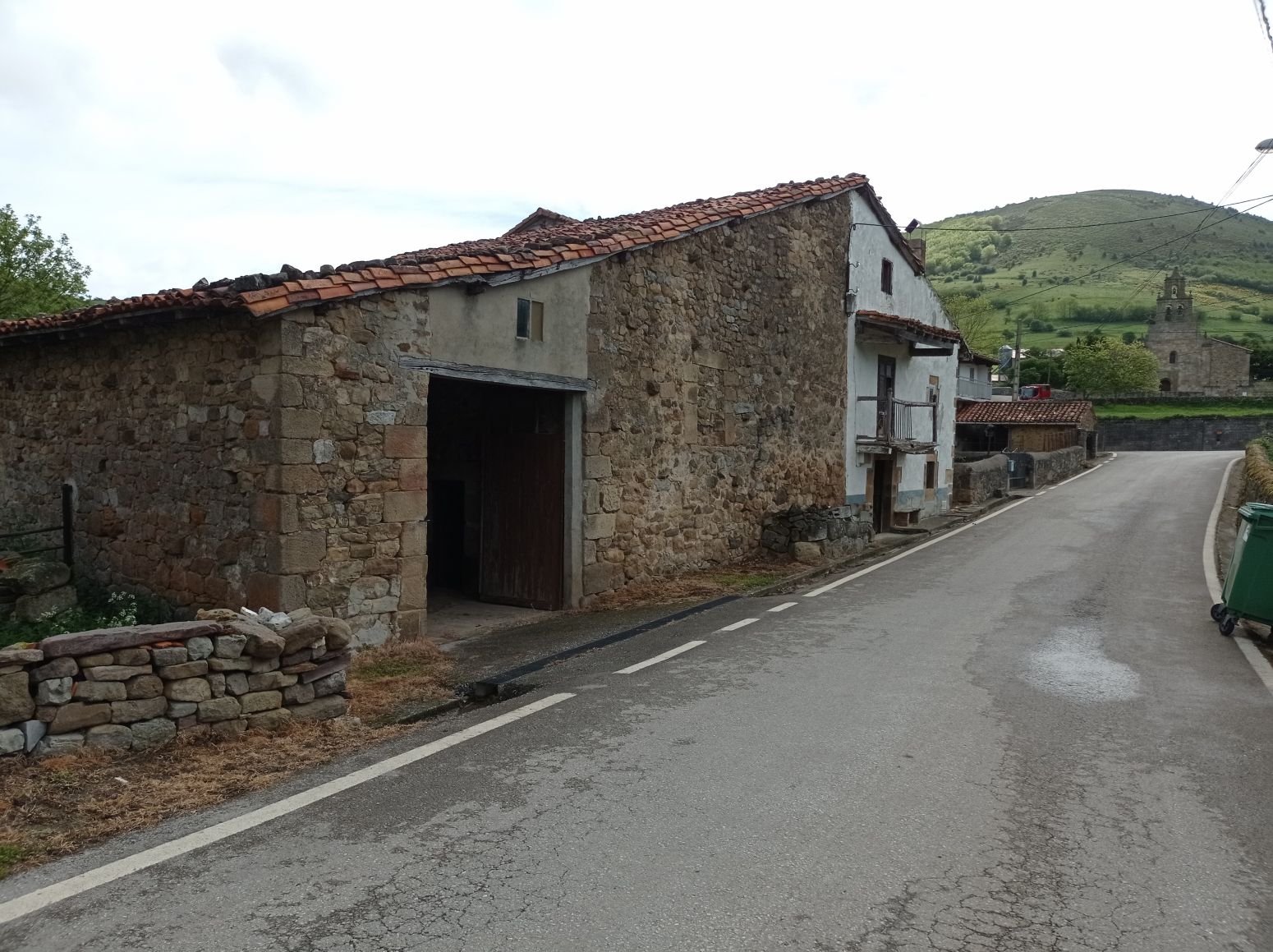 Exterior view of Single-family semi-detached for sale in San Miguel de Aguayo  with Balcony