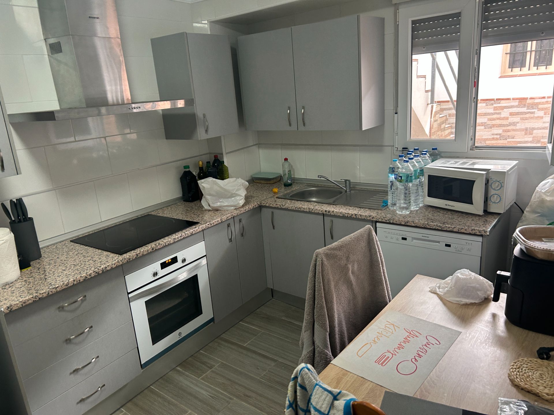 Cuina de Casa o xalet en venda en Vélez-Málaga amb Aire condicionat, Terrassa i Traster